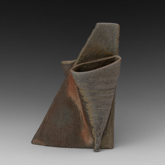 (#20) Mud Dauber Vase 2