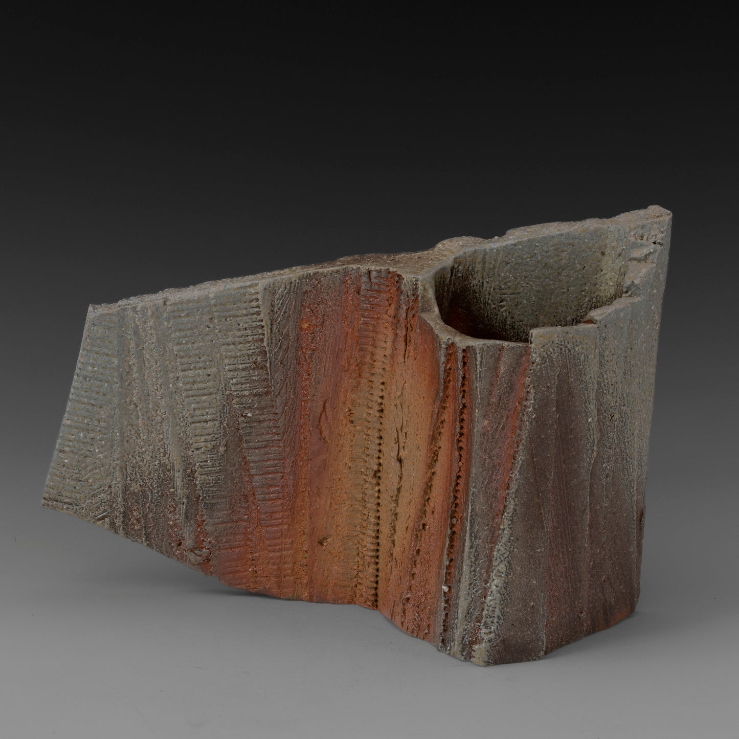 (#13) Escarpment Vase 1