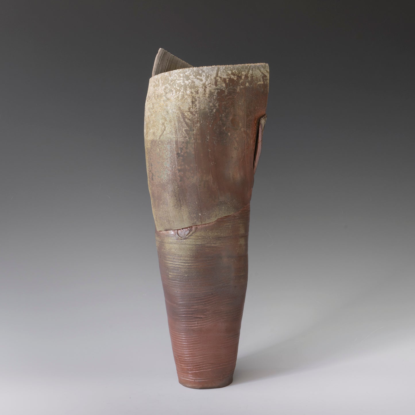 (#05) Poem Shield Vase