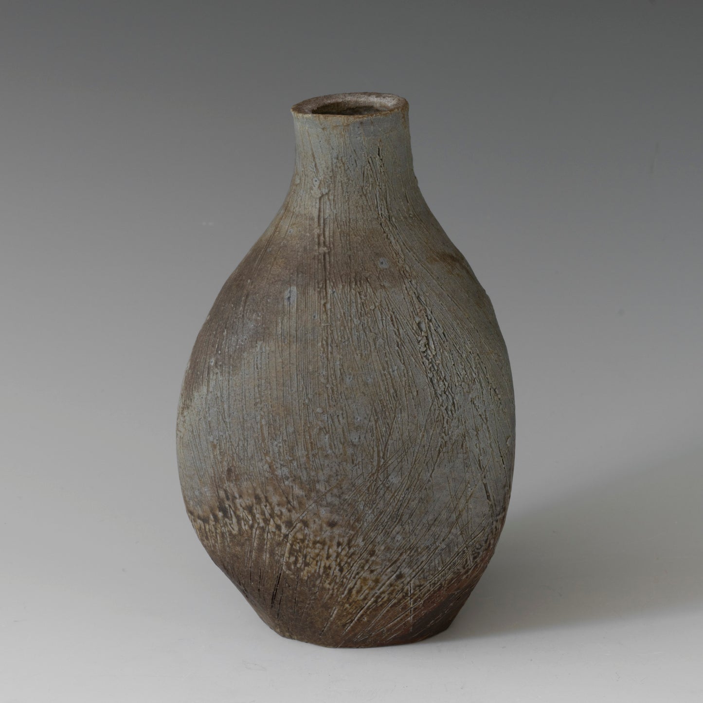 (#15) Trine Vase