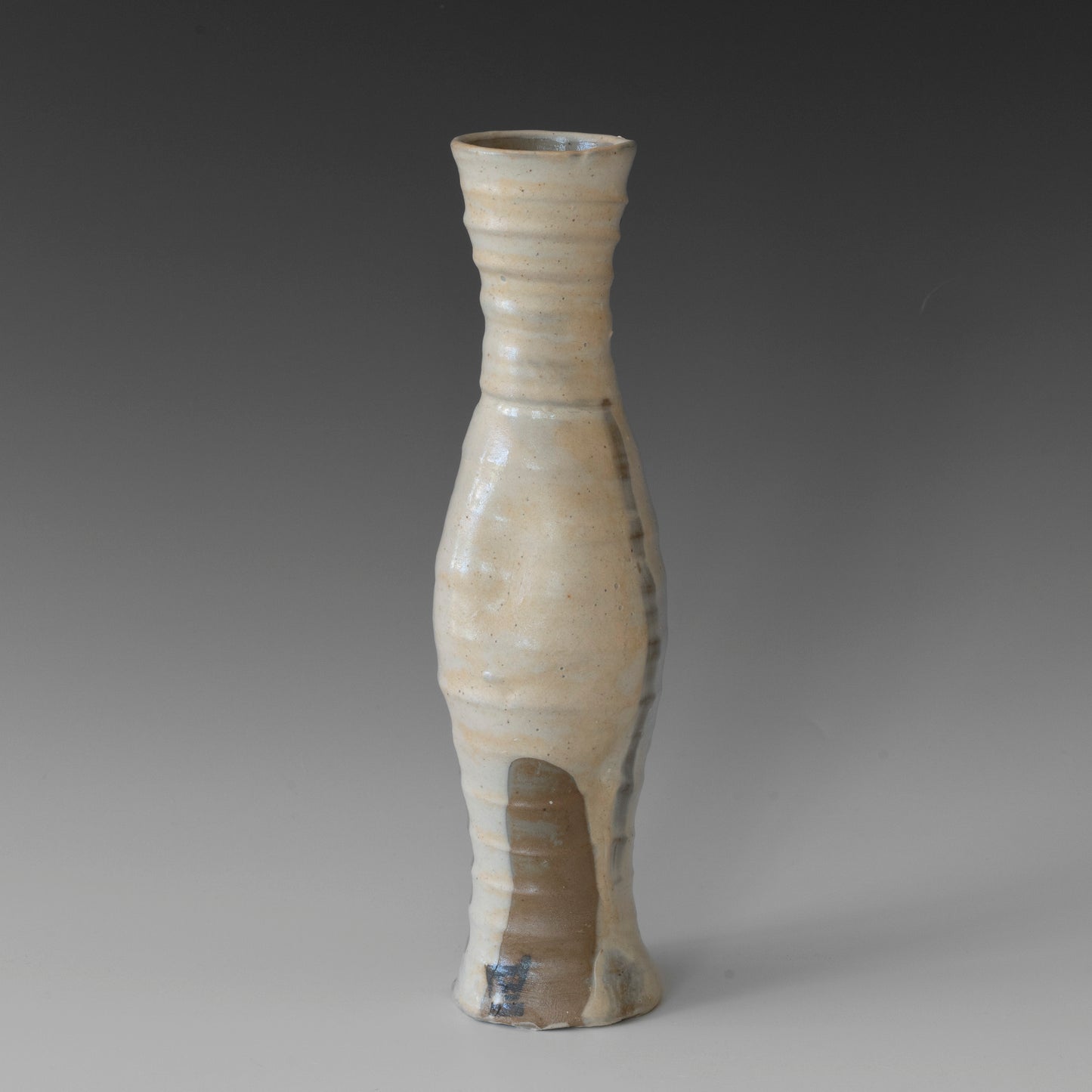 (#04) Ridged Neck Vase