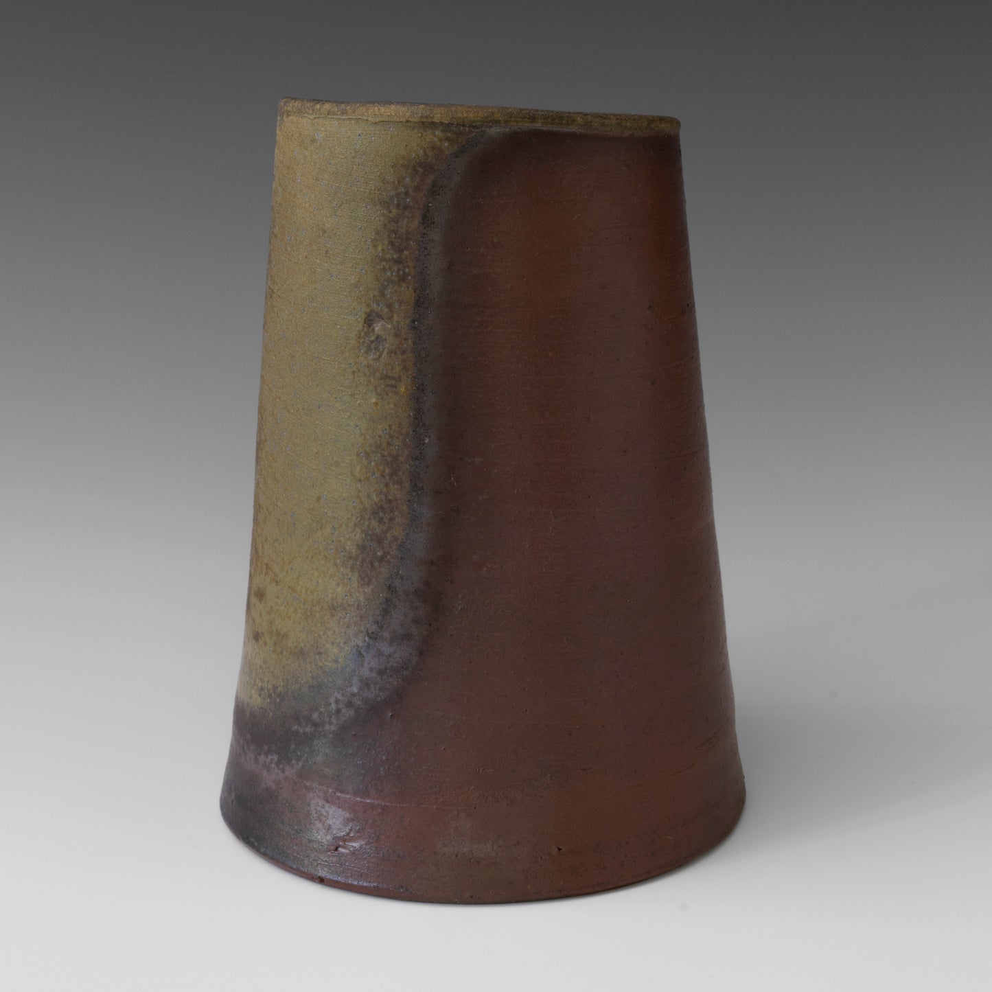 (#13) Trunk Vase 2