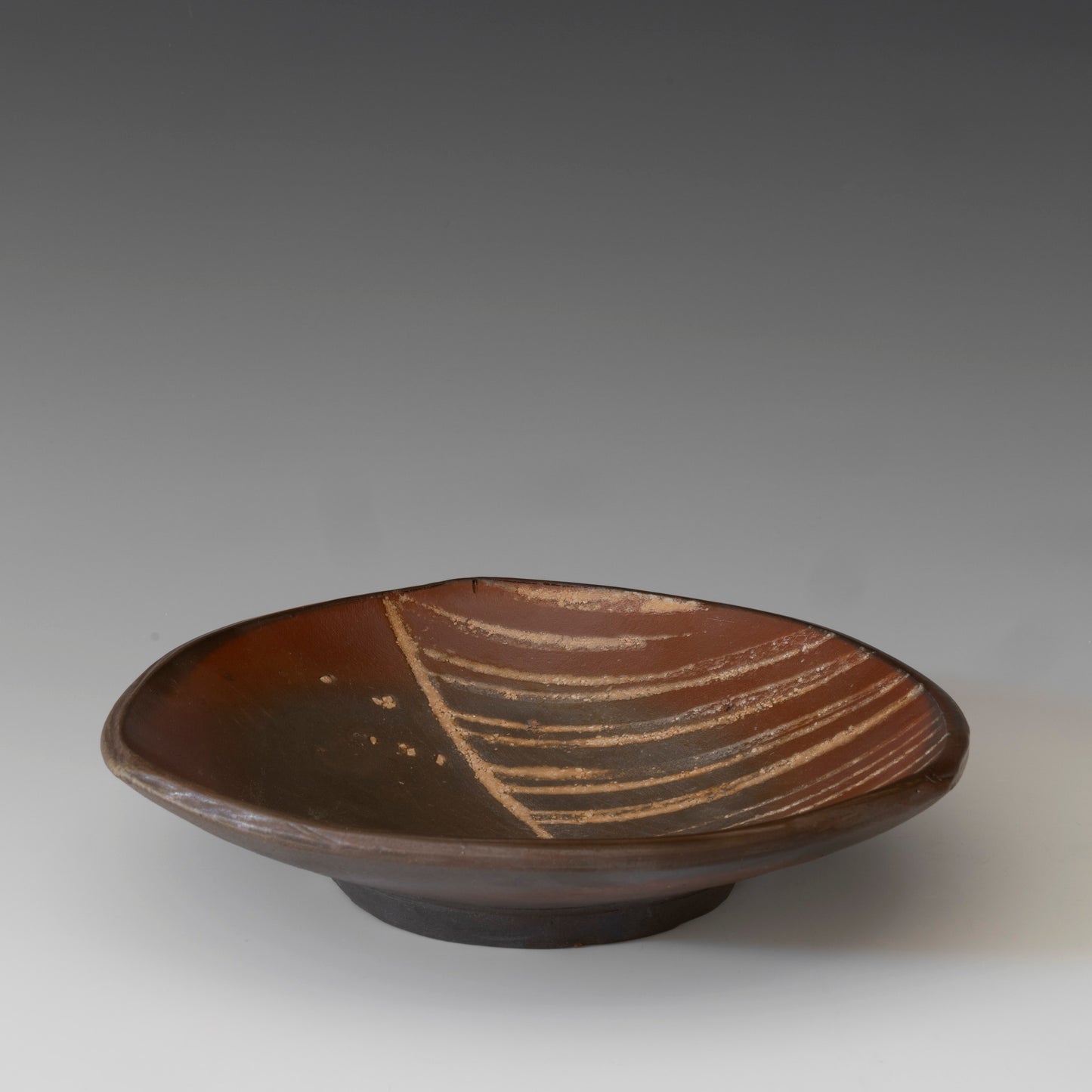 Tricorn Shallow Bowl 2